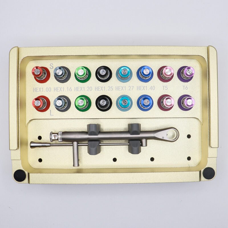 Dental implant screwdriver